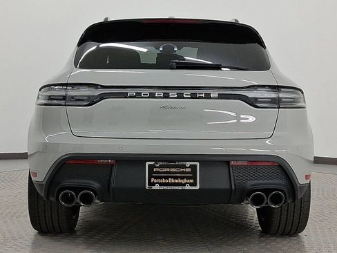 Used 2025 Porsche Macan image 10