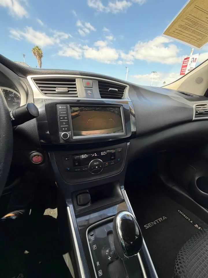 Used 2019 Nissan Sentra SR Turbo FWD image 7