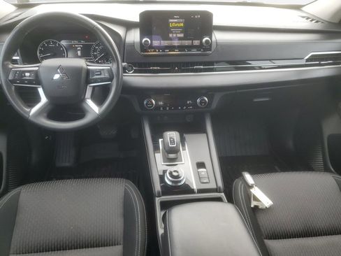 Used 2022 Mitsubishi Outlander ES FWD image 22