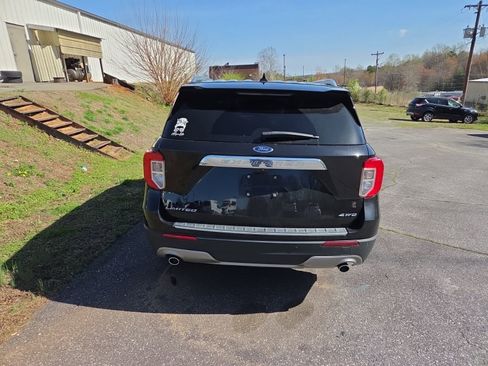Used 2021 Ford Explorer Limited image 4