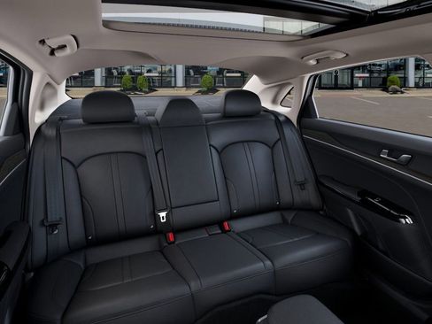 New 2025 Kia K5 EX image 17