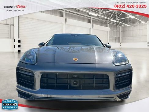 Used 2022 Porsche Cayenne GTS AWD/4WD image 7