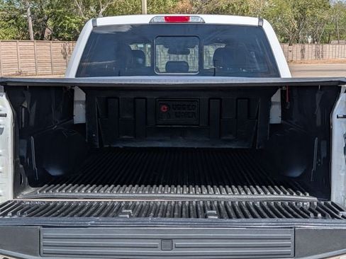 Used 2016 Ford F150 Platinum w/ Equipment Group 701A Luxury AWD/4WD image 31