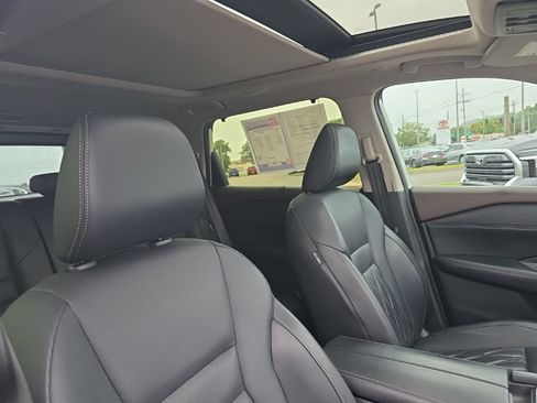 Used 2023 Nissan Rogue Platinum AWD/4WD image 11