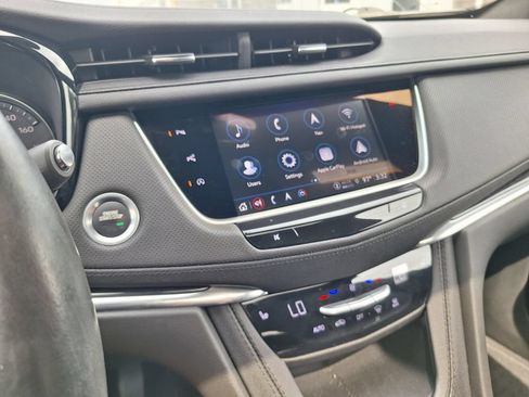 Certified 2023 Cadillac XT5 Premium Luxury w/ Technology Package FWD image 15