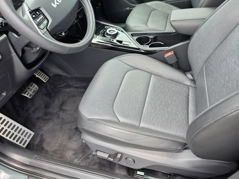 Used 2024 Kia Niro Wave w/ Wave Preserve Package FWD image 20