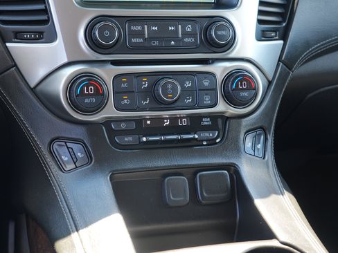 Used 2018 Chevrolet Tahoe LT AWD/4WD image 24