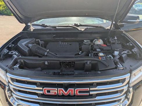 Used 2023 GMC Acadia SLT AWD/4WD image 28