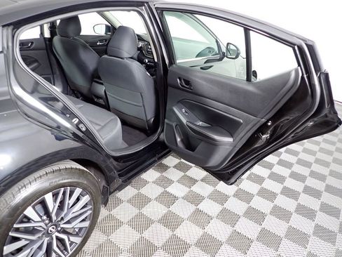 Used 2024 Nissan Altima 2.5 SV image 32