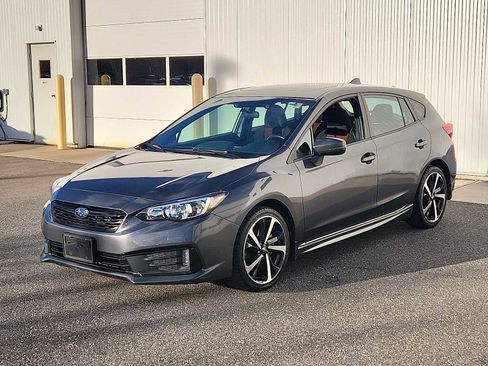 Used 2020 Subaru Impreza 2.0i Sport image 3