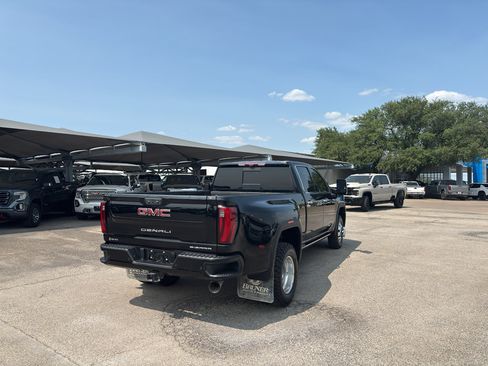 Certified 2024 GMC Sierra 3500 Denali w/ Denali Reserve Package AWD/4WD image 5