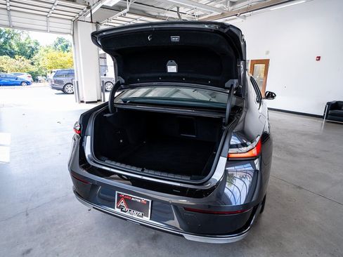 Used 2024 BMW i7 xDrive60 image 61