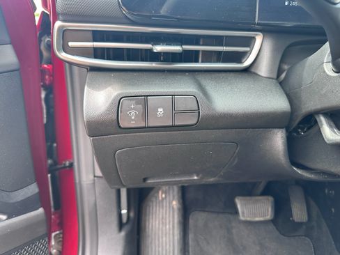 Used 2024 Hyundai Elantra SEL FWD image 23