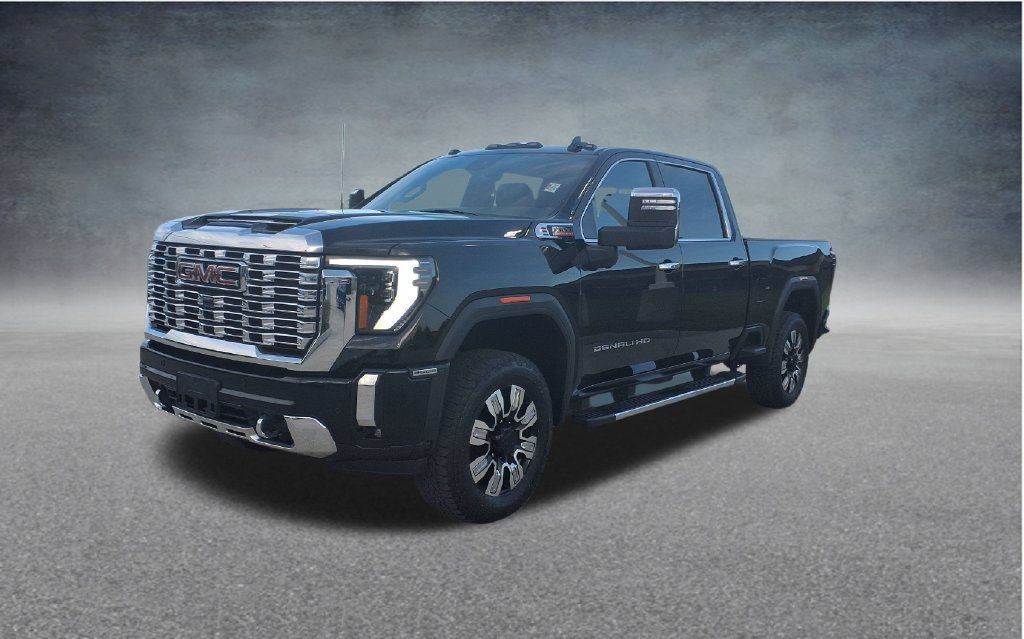 Used 2025 GMC Sierra 2500 Denali w/ Denali Reserve Package AWD/4WD image 3