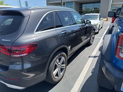 Used 2021 Mercedes-Benz GLC 300 4MATIC image 7