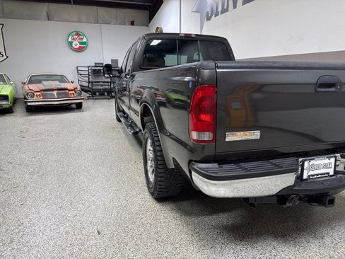 Used 2005 Ford F350 XLT image 9