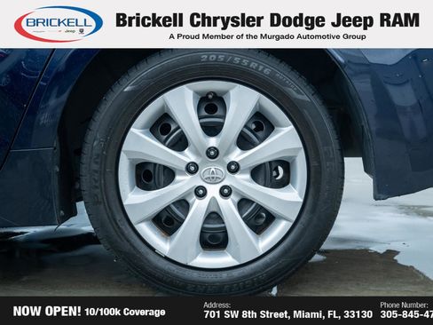 Used 2023 Toyota Corolla LE image 31