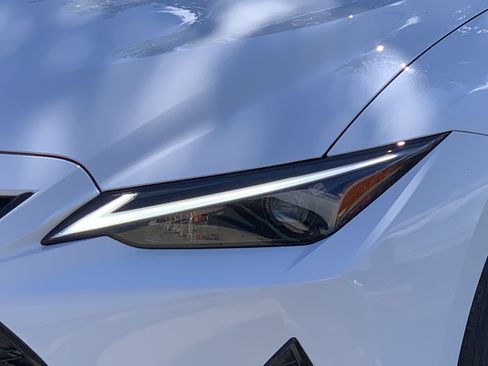 Used 2025 Lexus IS 350 F Sport RWD image 6