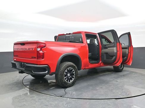 Used 2024 Chevrolet Silverado 1500 ZR2 w/ LPO, Dark Essentials Package AWD/4WD image 27