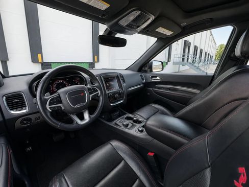 Used 2017 Dodge Durango R/T w/ Blacktop Package AWD/4WD image 9