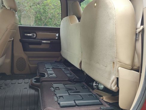 Used 2015 RAM 1500 Laramie w/ Convenience Group AWD/4WD image 22