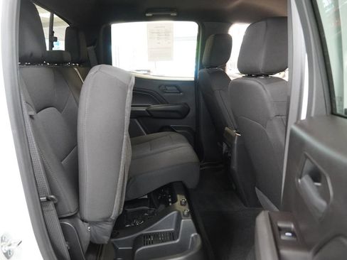 Certified 2025 Chevrolet Colorado W/T w/ Advanced Trailering Package RWD image 30