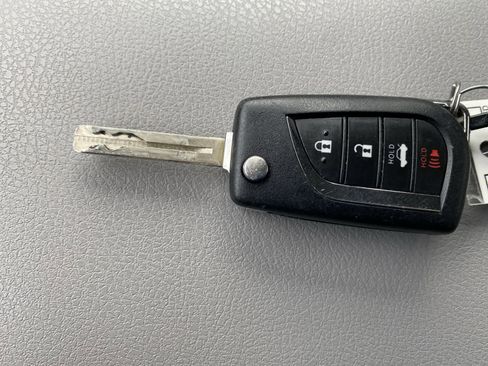 Used 2023 Toyota Camry LE image 38