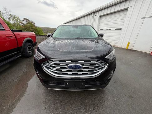 Used 2022 Ford Edge Titanium AWD/4WD image 8
