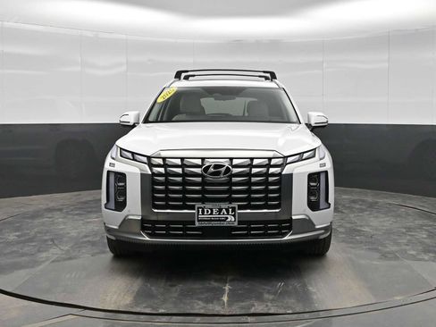 Used 2025 Hyundai Palisade Calligraphy image 3