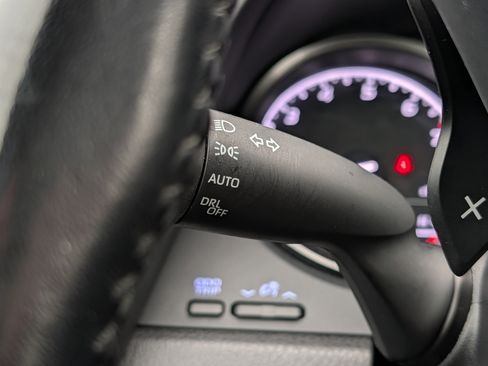 Used 2021 Toyota Camry SE image 22