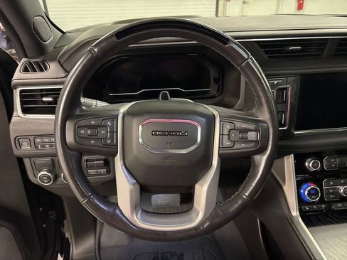Used 2023 GMC Yukon XL Denali w/ Denali Reserve Package image 35