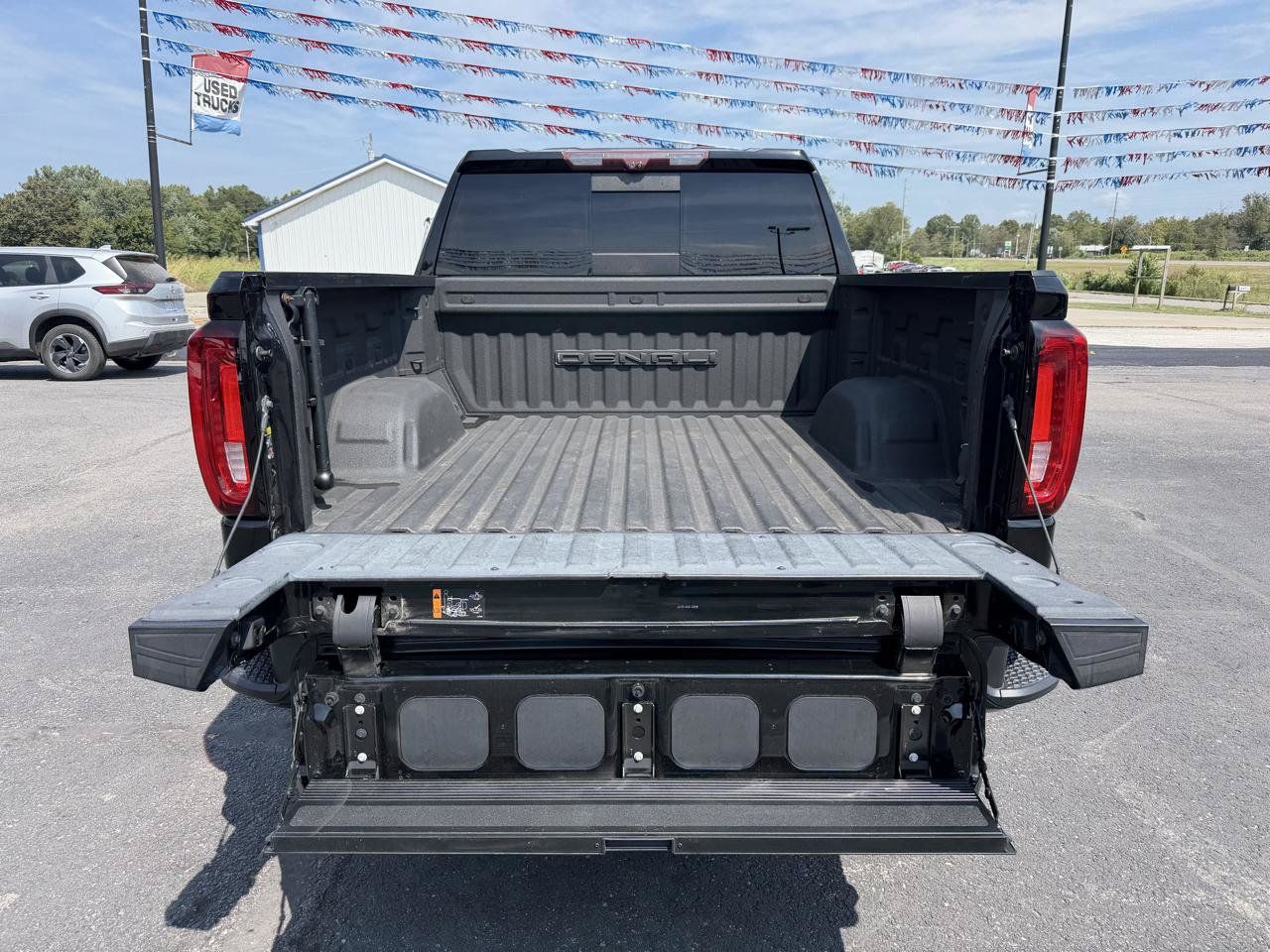 Used 2020 GMC Sierra 1500 Denali w/ Denali Ultimate Package AWD/4WD image 8