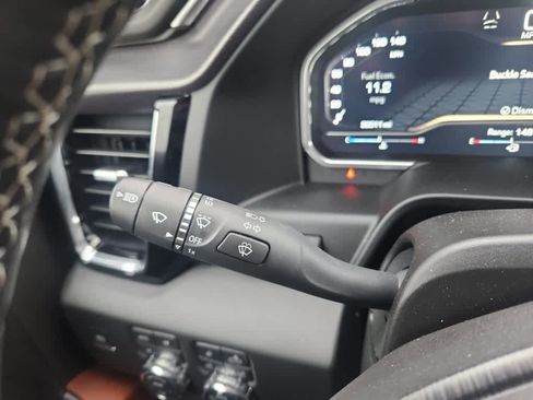 Used 2024 GMC Sierra 1500 Denali Ultimate image 30