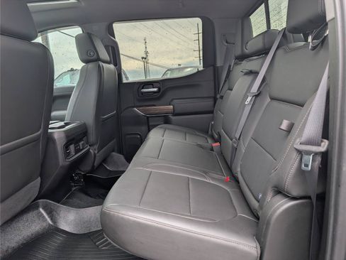 Used 2020 Chevrolet Silverado 1500 LT Trail Boss AWD/4WD image 15
