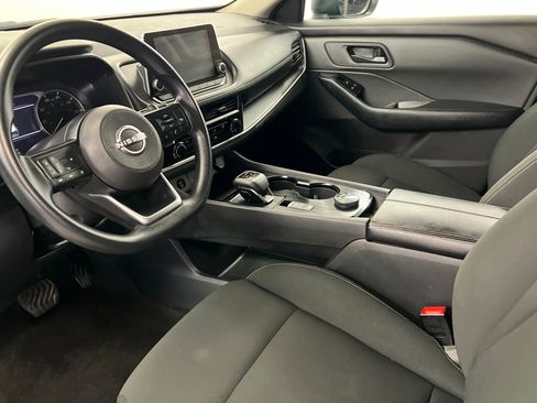 Used 2024 Nissan Rogue S AWD/4WD image 16