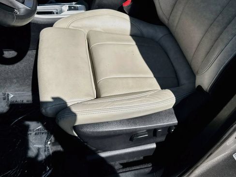 Used 2020 Subaru Ascent Limited w/ Technology Package AWD/4WD image 18