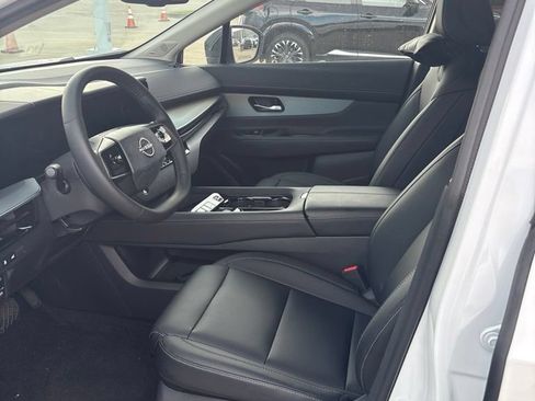 Certified 2025 Nissan Murano SL w/ Cargo Package AWD/4WD image 4