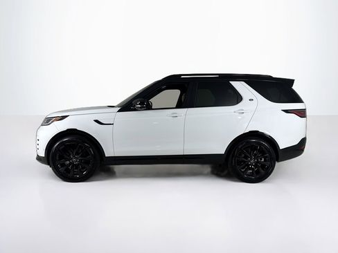 Used 2026 Land Rover Discovery Limited Edition image 2