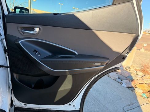 Used 2017 Hyundai Santa Fe Sport 2.0T image 27