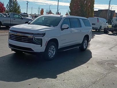 New 2026 Chevrolet Suburban LT w/ Comfort Package
