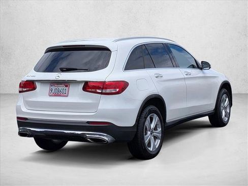 Used 2018 Mercedes-Benz GLC 300 image 5