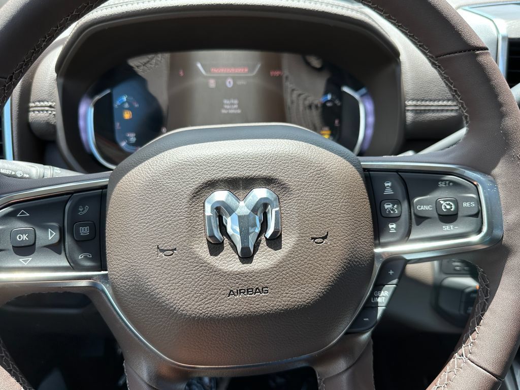 New 2026 RAM 2500 Laramie AWD/4WD image 23
