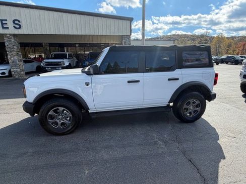 Used 2022 Ford Bronco Big Bend image 1