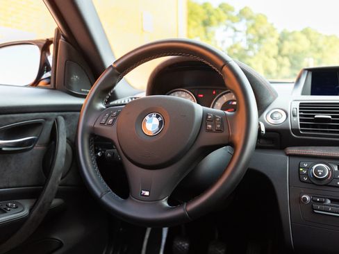 Used 2011 BMW 1 Series M image 29