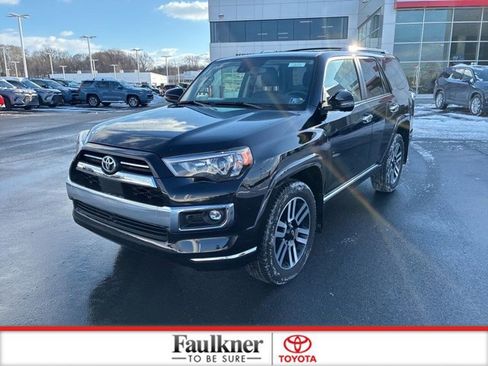 Used 2024 Toyota 4Runner Limited image 15