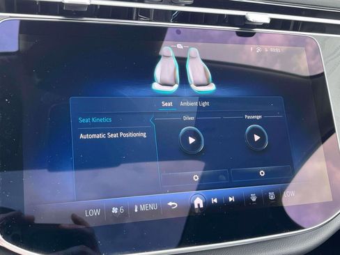 New 2026 Mercedes-Benz E 450 4MATIC Sedan image 24