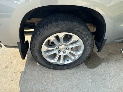 Used 2024 Chevrolet Silverado 1500 LTZ AWD/4WD image 9