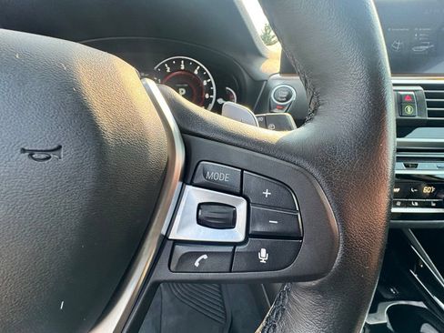 Used 2019 BMW X3 xDrive30i w/ Driving Assistance Package AWD/4WD image 18