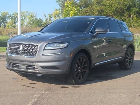 Used 2023 Lincoln Nautilus Reserve AWD/4WD image 4