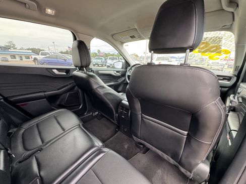 Used 2022 Ford Escape SEL FWD image 31
